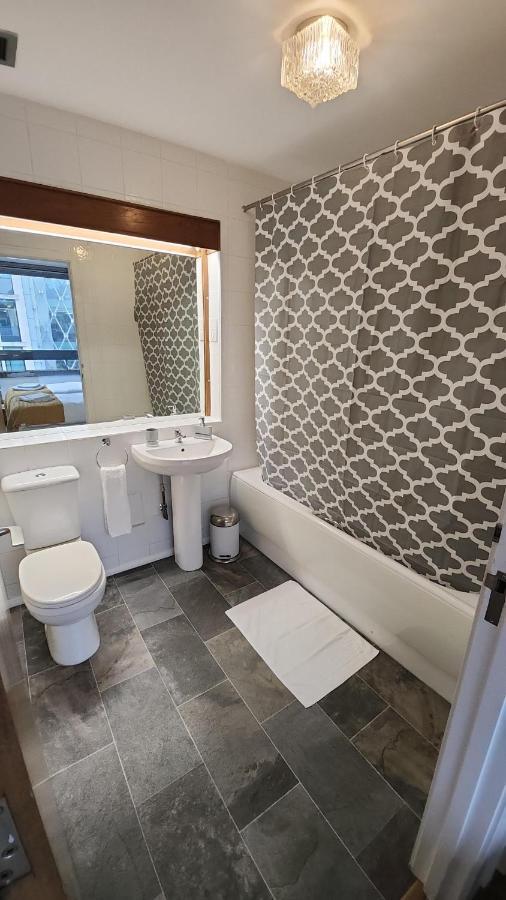 Top Floor Room In Baker St London Exteriör bild