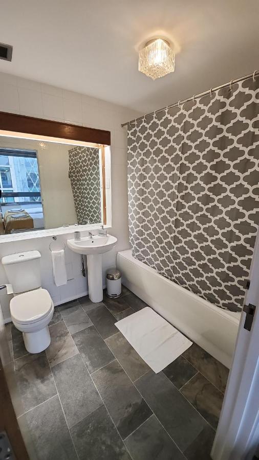 Top Floor Room In Baker St London Exteriör bild